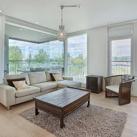 1br Center By The Park With Private Sauna, Balcony & View