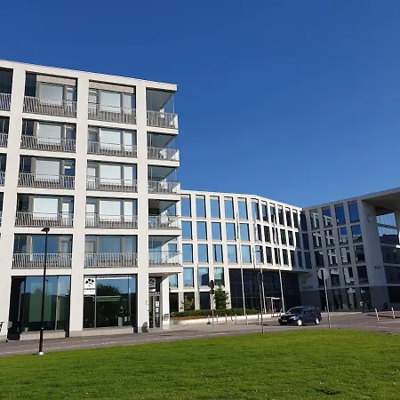 Apartmán 1br Center By The Park With Private Sauna, Balcony & View